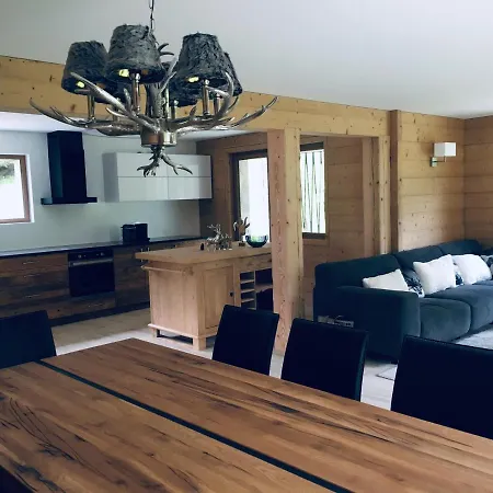 Chalet Chalet Eureka